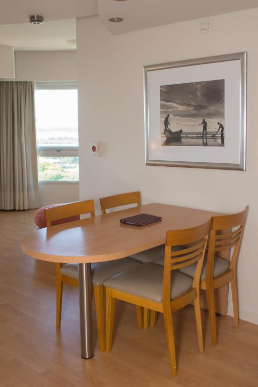 Maran Suites & Towers