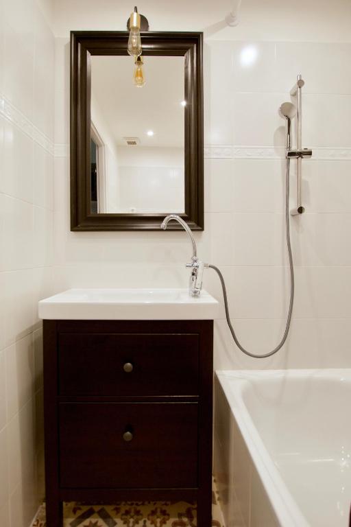 Kúpeľňa v ubytovaní Standard Apartment by Hi5 - Rákóczi 23 Studio