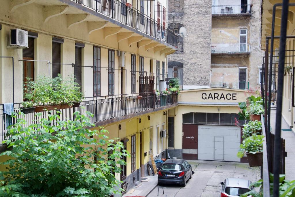 Budova, v ktorej sa apartmán nachádza