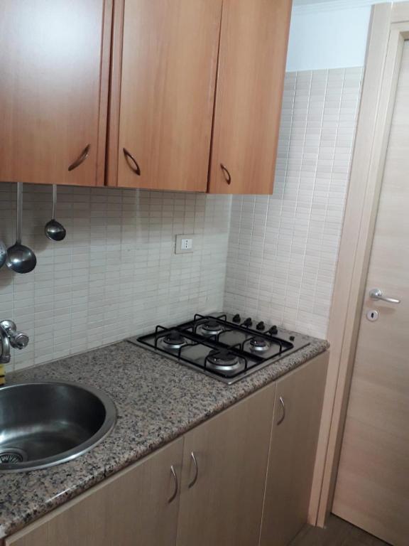 A kitchen or kitchenette at Casa Mariagrazia