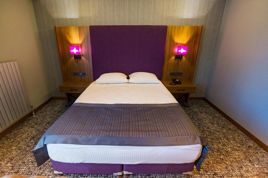 BUSINESSPALAS DELUXE - Salle Roi Ou Jumelle Supérieure