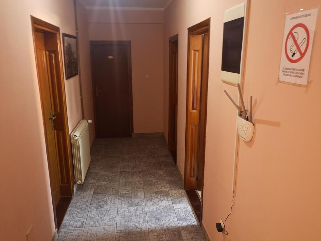 TV a/nebo společenská místnost v ubytování Hotel Delta