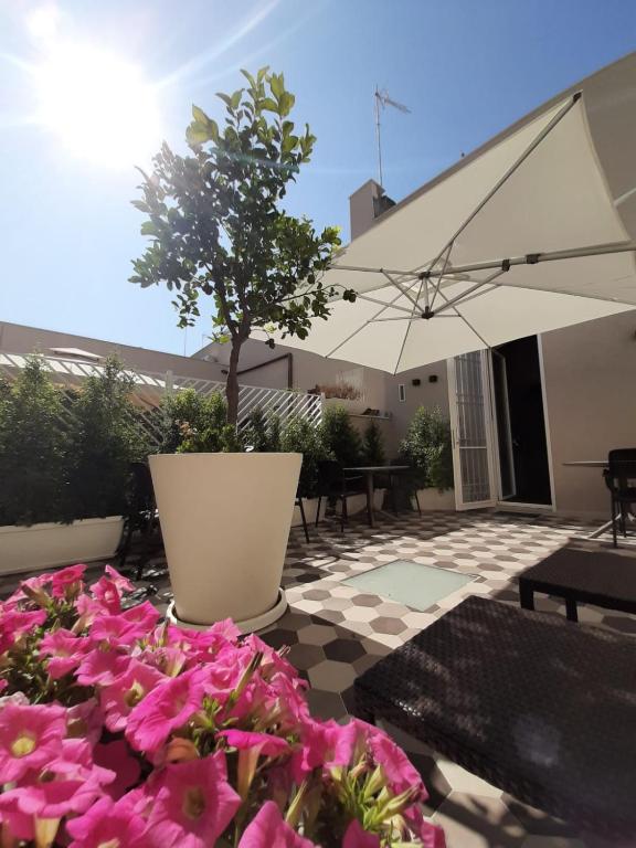 Um pátio ou outra área exterior em I Colori della Puglia Rooms
