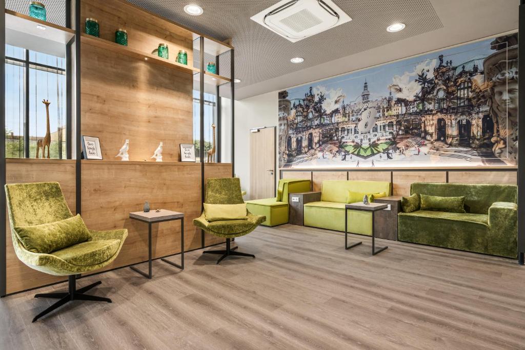 Super 8 by Wyndham Dresden - Resim 22