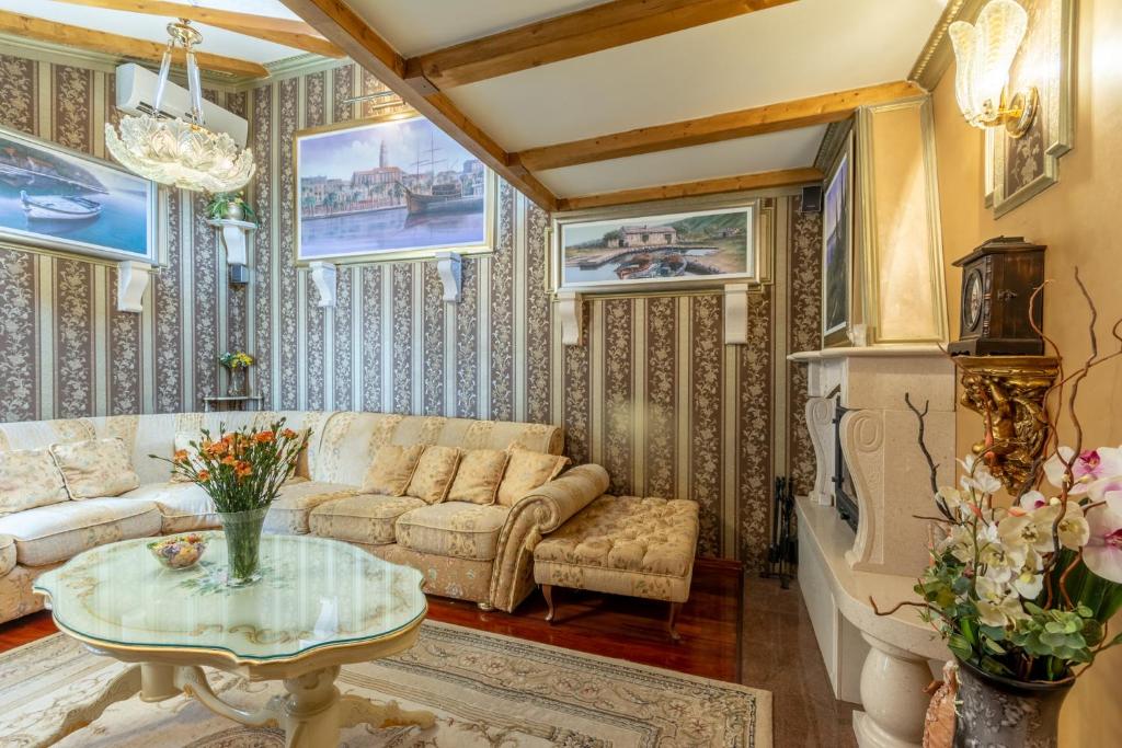 Posedenie v ubytovaní Superior Luxury Apartment Spalato