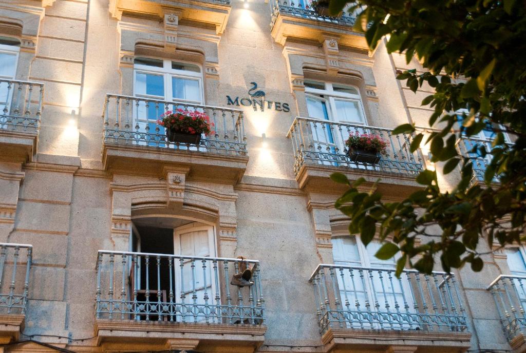 Hotel Montes - Resim 19