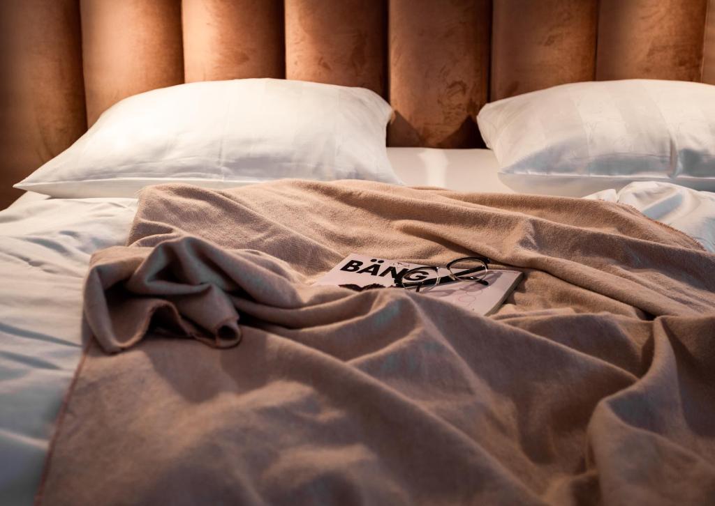 Alpine Hideaway ZILLERTALERHOF - 4 Sterne Superior - 2