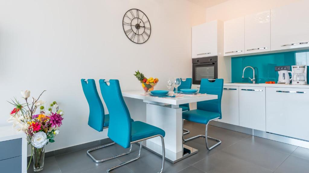 Kuchyň nebo kuchyňský kout v ubytování Comfort Apartment Ani