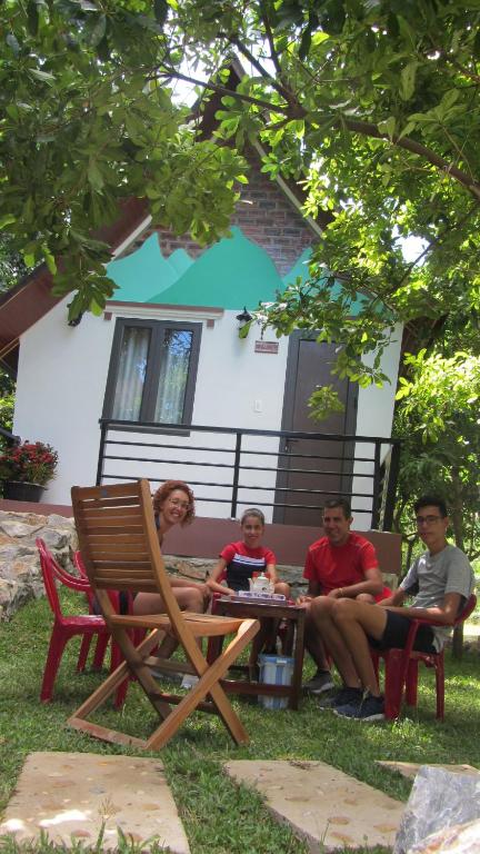 Tropical Valley Homestay - Villas - 9