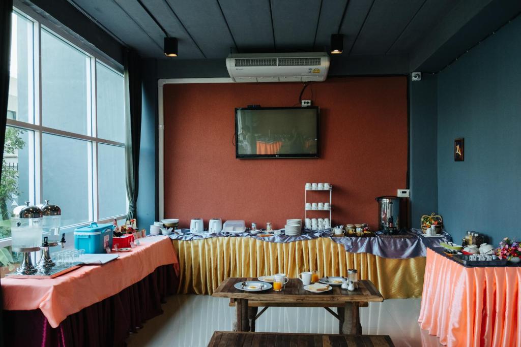 Nápoje v ubytování Km Hotel Chiang Mai