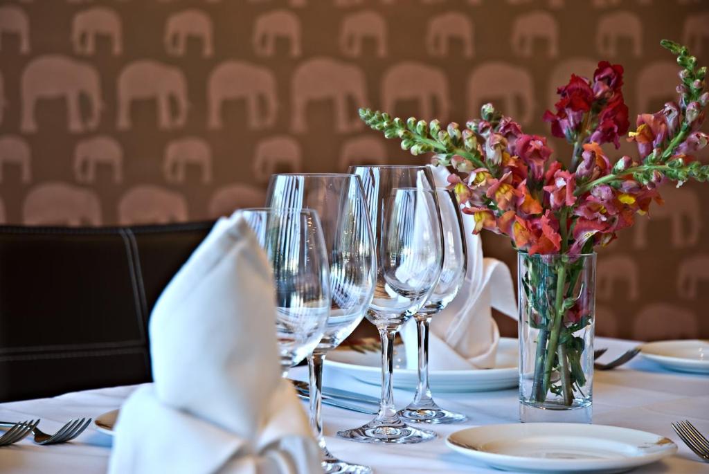 Nápoje v ubytování Rixwell Elefant Hotel