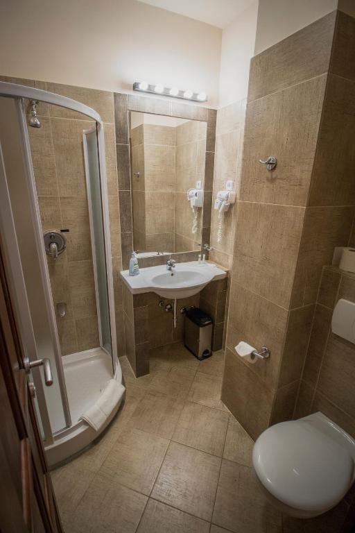 Kúpeľňa v ubytovaní Renegade Hotel