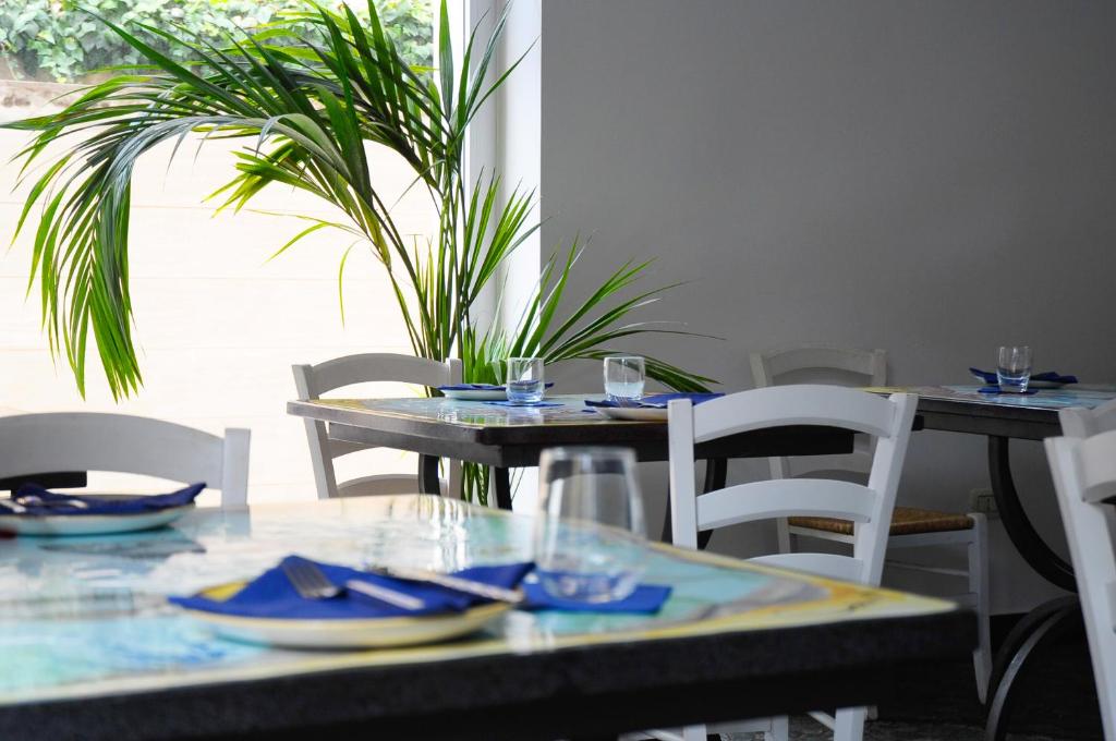 Restauracja lub miejsce do jedzenia w obiekcie Il Faro Gianicolense