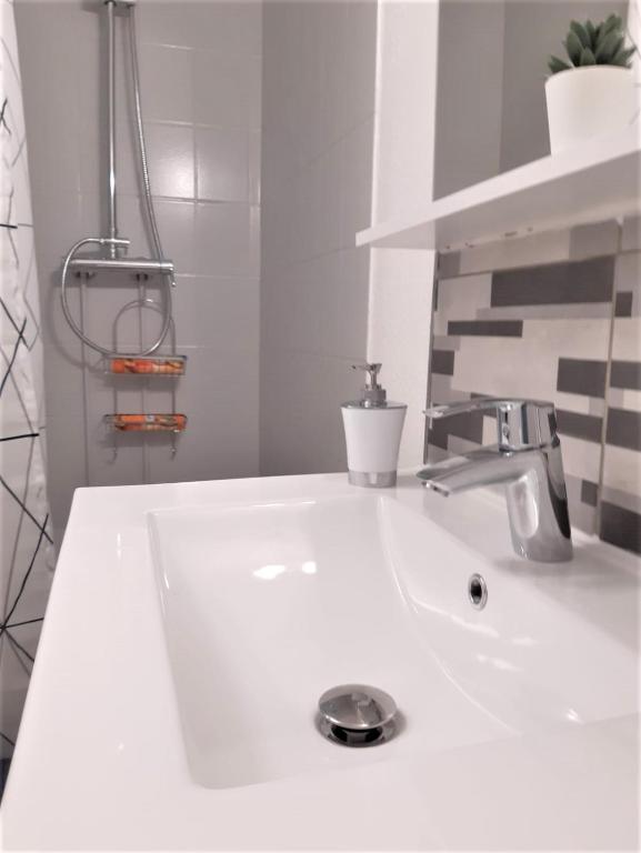 MyHome Basel 3A46 – photo 15