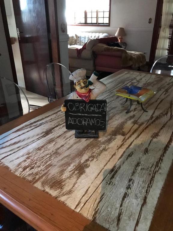  Apartamento em Condomínio Campos do Jordão