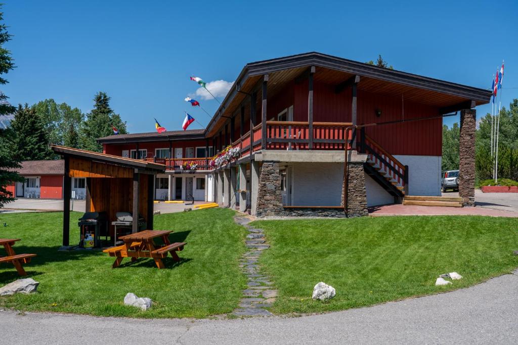 Rocky Mountain Ski Lodge - Resim 15