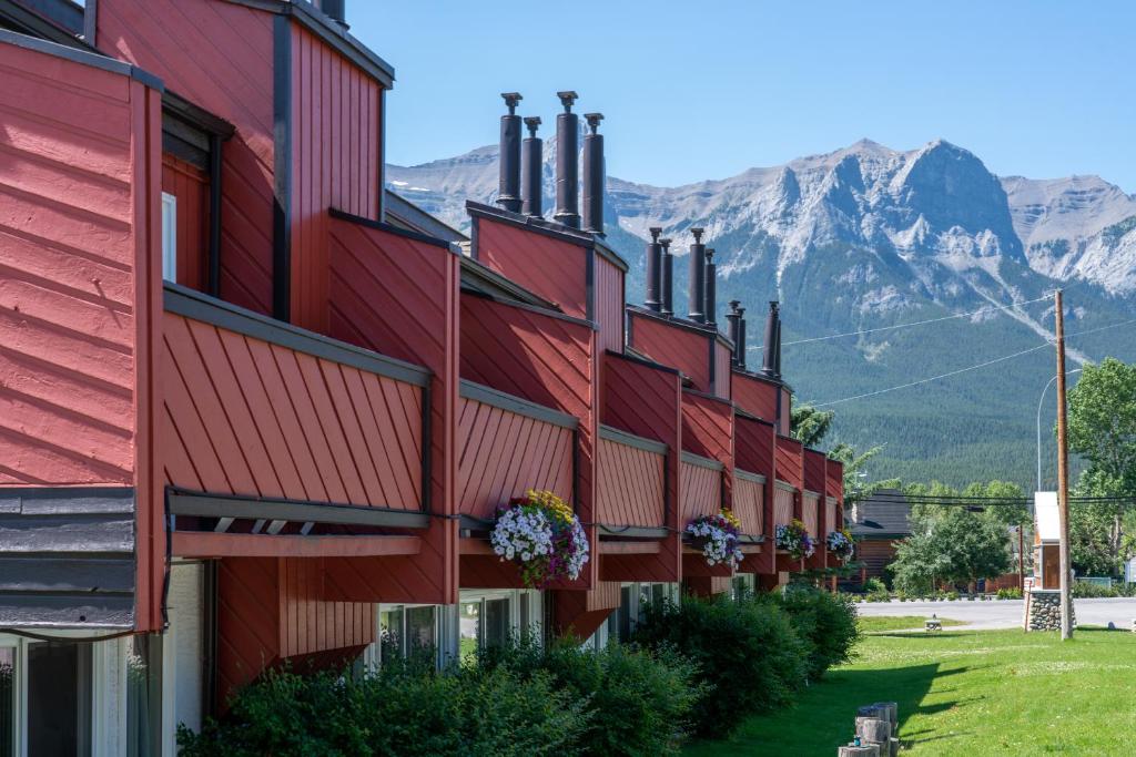 Rocky Mountain Ski Lodge - Resim 4