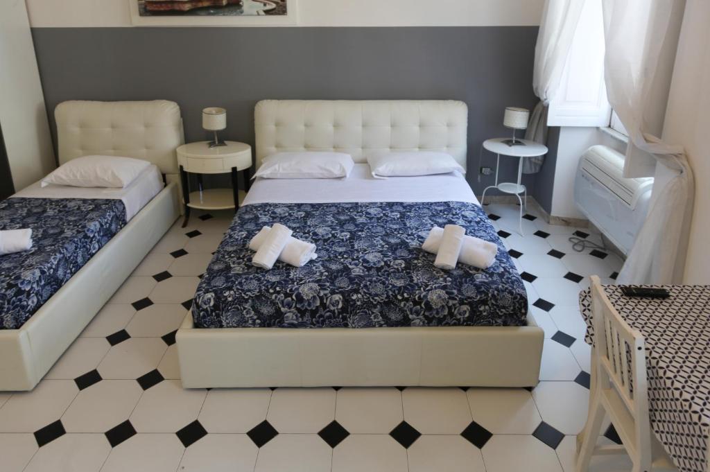 Vatican Room and Kitchen - Resim 22