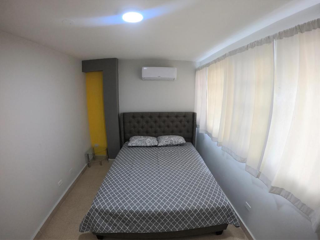 Voodi või voodid majutusasutuse Blu Hostel toas