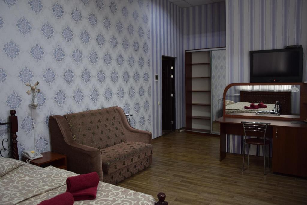 Voskhod Hotel - Superior Tweepersoonskamer Met Bank