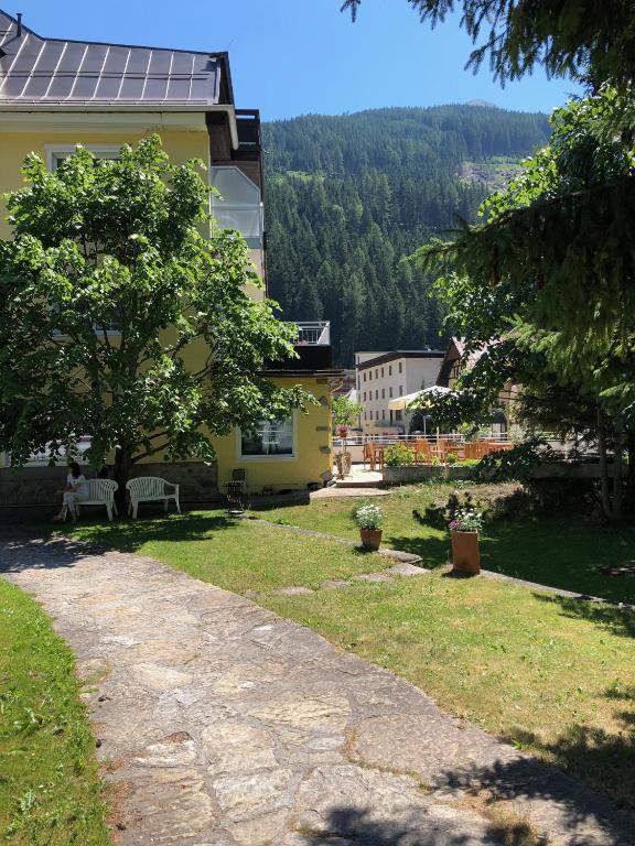 Příroda nedaleko hotelu