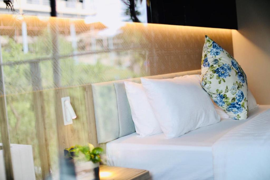 Rak Elegant Hotel Patong - 2