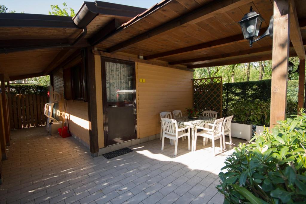 Balkón nebo terasa v ubytování Camping Santin
