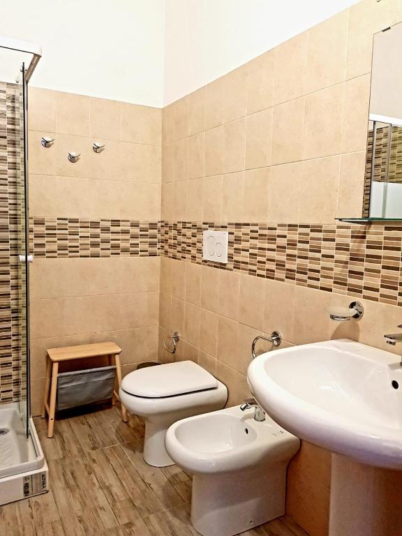 Łazienka w obiekcie L'Opera dei Pupi B&b