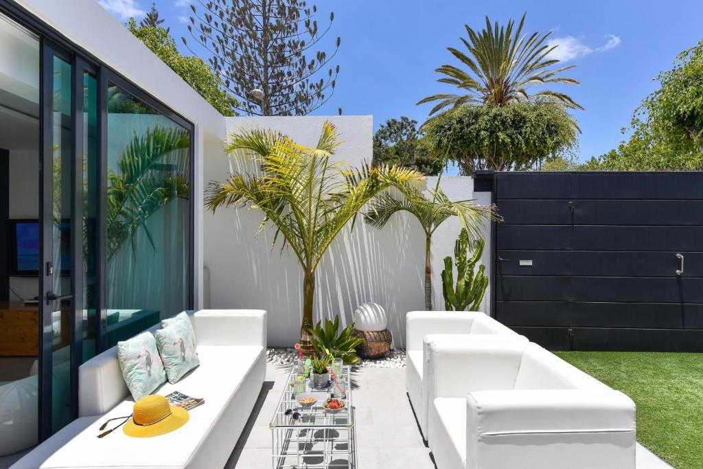 Zahrada ubytování Cozy bungalow for 6 in Playa del Inglés GD04 by VillaGranCanaria