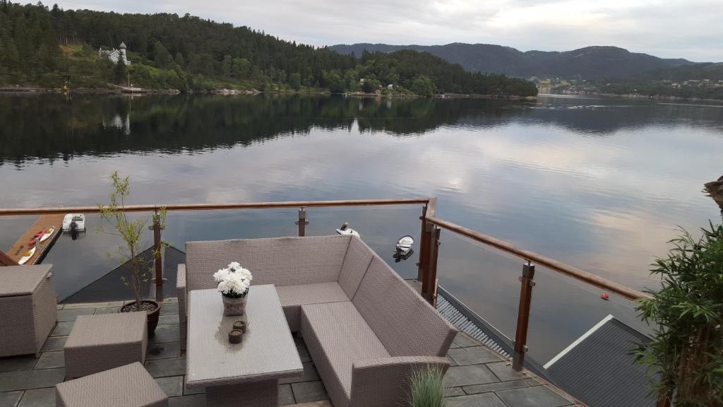 Villa Oleanna - Habitación Doble De Lujo Con Vista Al Mar Lateral