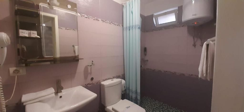 Koupelna v ubytování Hotel Bylis