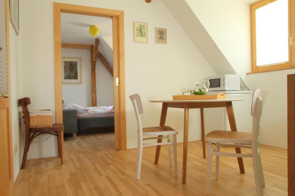 Łóżko lub łóżka w pokoju w obiekcie Apartmán Nella