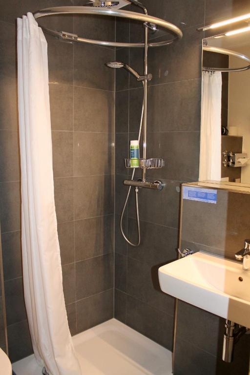 Koupelna v ubytování Hotel Donnersberg