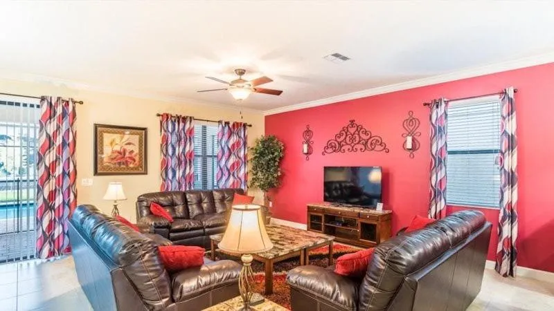 Fabulous 8 Bedroom ChampionsGate Pool Home with a Movie Theater, Davenport, Statele Unite ale Americii