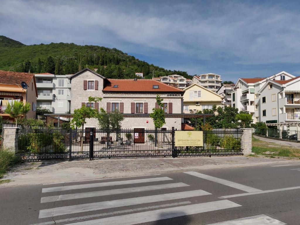 Nespecifikovaný výhled na hory nebo výhled na hory při pohledu z apartmánu