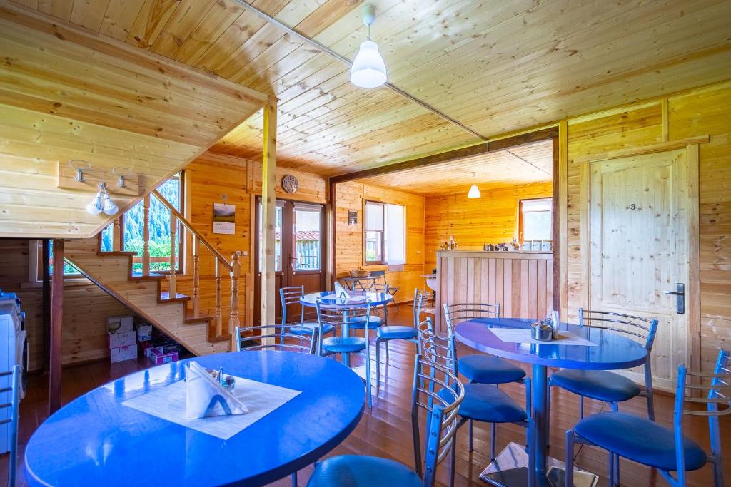 Restaurace v ubytování Badishi Guesthouse