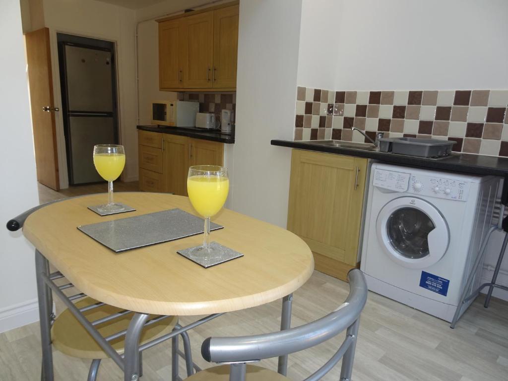 St Margaret's House - Double Room With Shared Bathroom