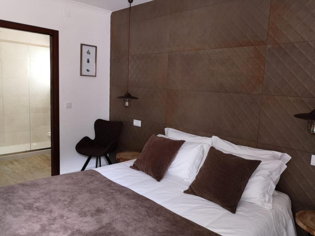 Guilhim Guest House - 10