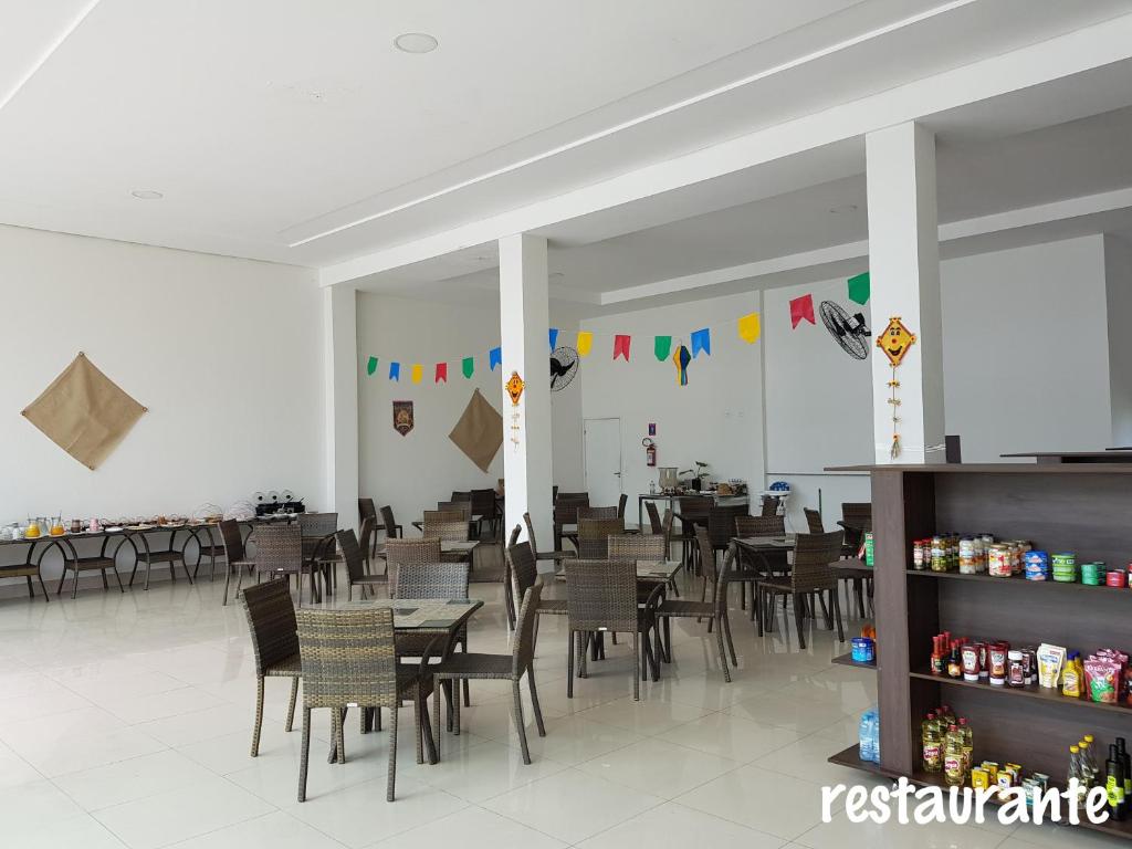  Muro Alto Flat Luxo