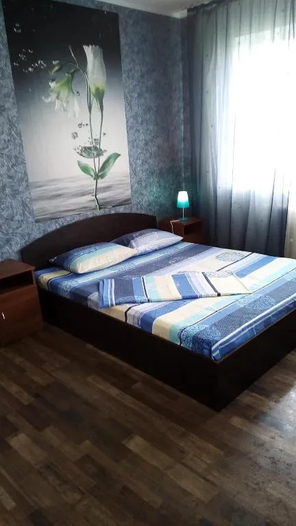 Квартира рядом Севастопольская площадь,Добробут,Жуляны, Kiev, Ukraine