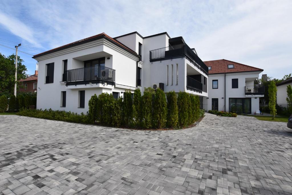 Azur apartman 8230 Balatonfüred, 2 Perczel Mór utca Fsz 1 kép - 1