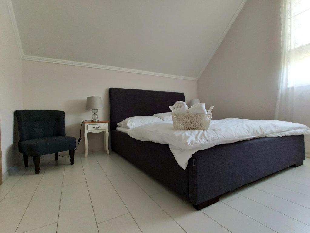Posteľ alebo postele v izbe v ubytovaní B&B Źródlana 46