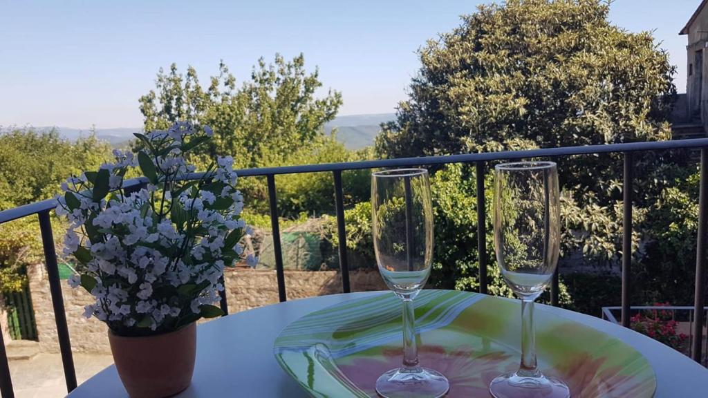 Balkón alebo terasa v ubytovaní Beautiful apartment with exclusive garden and terrace