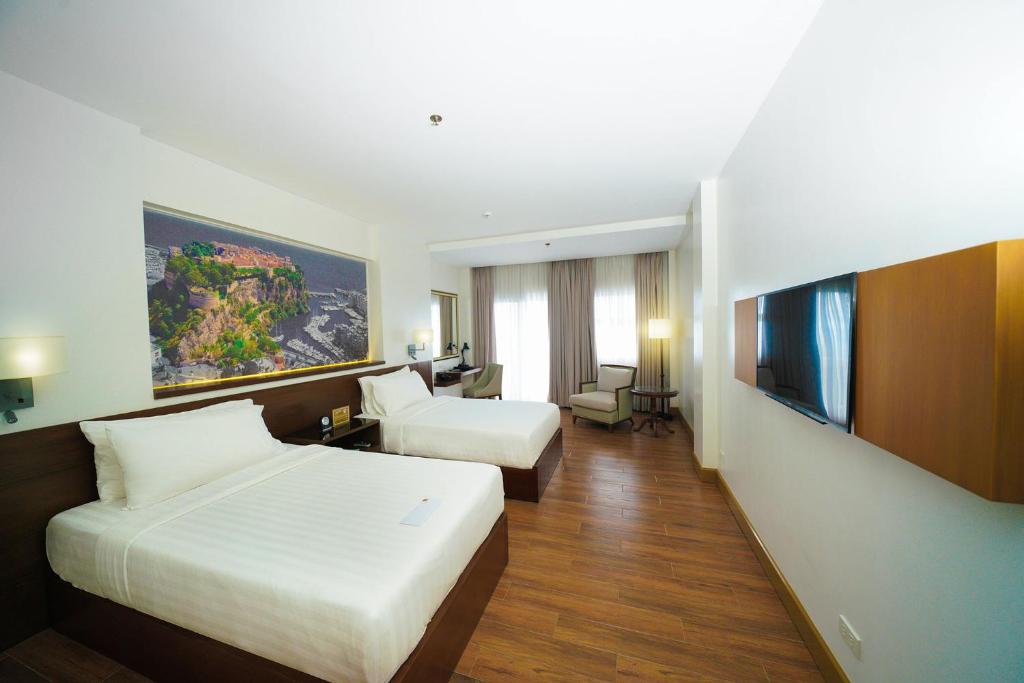TV a/nebo společenská místnost v ubytování Hotel Carlito Tagaytay