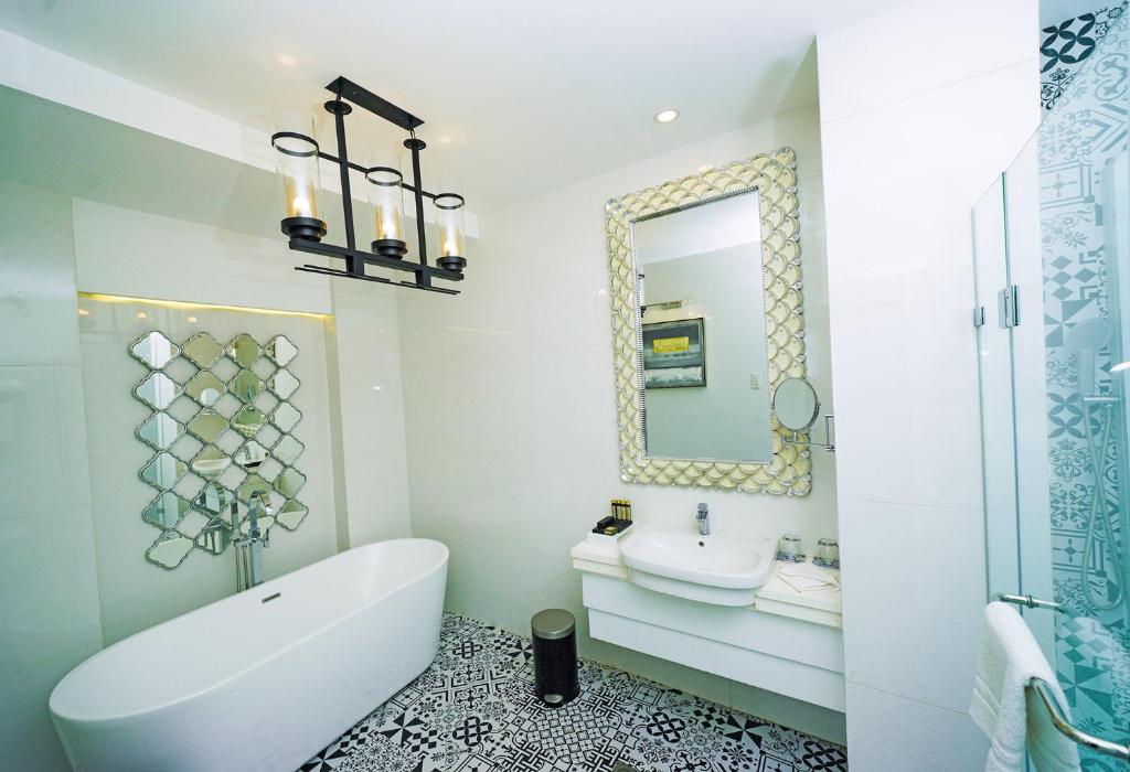 Koupelna v ubytování Hotel Carlito Tagaytay