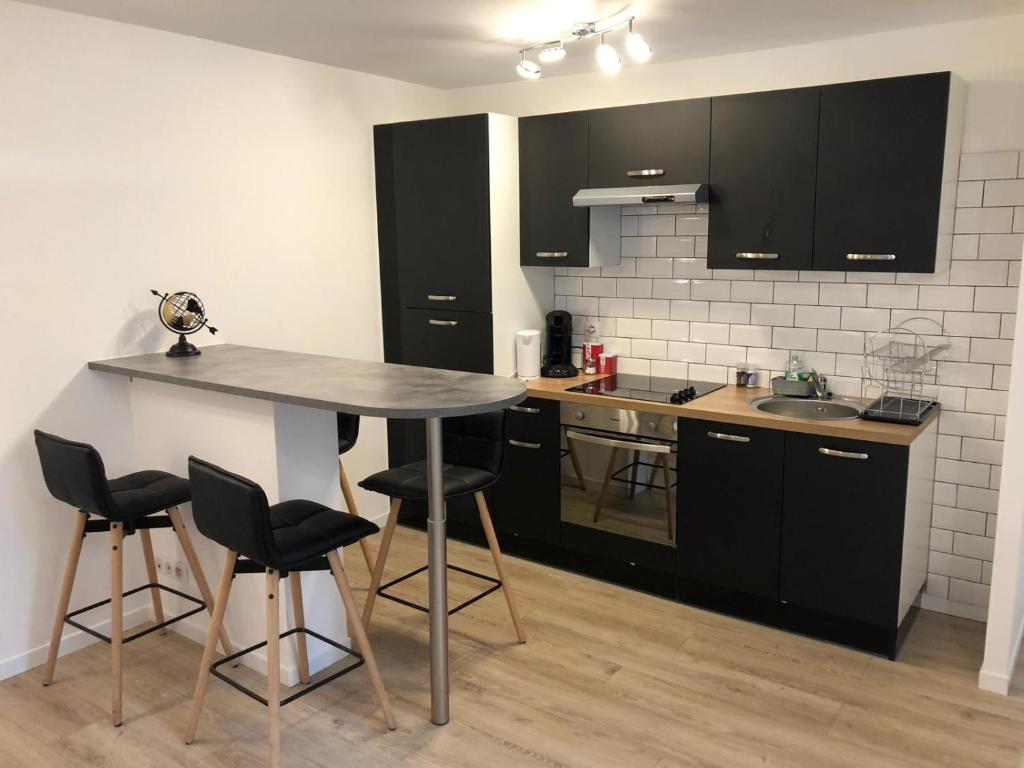 Beauty & The Beast - Old Town Cosy Apartments – photo 43
