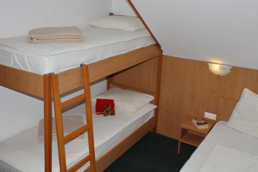 Hotel Oskar Zaplata - Quadruple Room