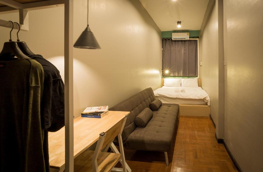 Postel nebo postele na pokoji v ubytování Mind Day Hostel Khaosan