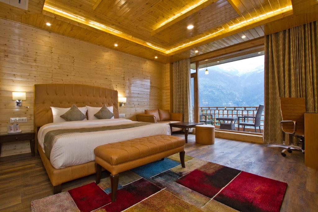 The Holiday Villa Resorts & Spa - Superior Double Room