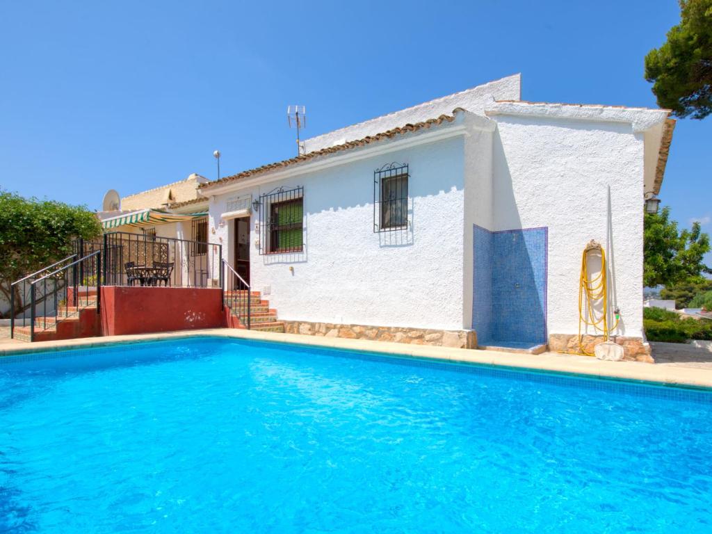 The swimming pool at or close to Holiday Home Florencia by Interhome